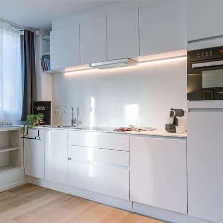 Huswell - Cosy Apartment On Top Location In De Haan Exterior photo